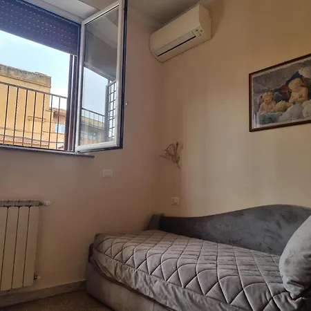 Lägenhet Domi 10 Apartment, Stazione Termini, Via Curtatone 12