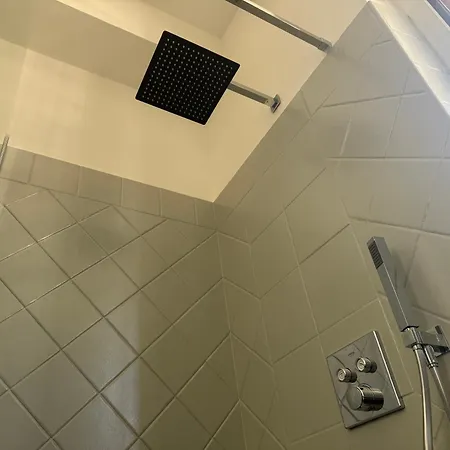 Lägenhet Domi 10 Apartment, Stazione Termini, Via Curtatone 12 *